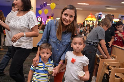 Grace, Sofy y Andrés
