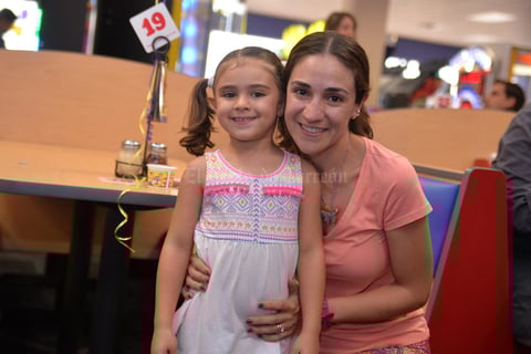 Aitana y Paola
