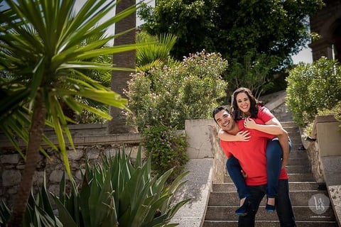 12112016 Ilse Yanira Madinaveitia Bermúdez contraerá nupcias con Rodrigo Humberto Gómez González en la Iglesia de la Sagrada Familia en punto de las 19:00 horas. Estarán acompañados por sus padres, Morayma Estela Bermúdez Mendoza y Víctor Manuel Madinaveitia Ríos; Cecilia Artemisa González Rodríguez y Jorge Humberto Gómez Acuña. La recepción nupcial se ofrecerá en el Casino Las Rosas en Gómez Palacio, Durango. - Laura Valdes Fotografía