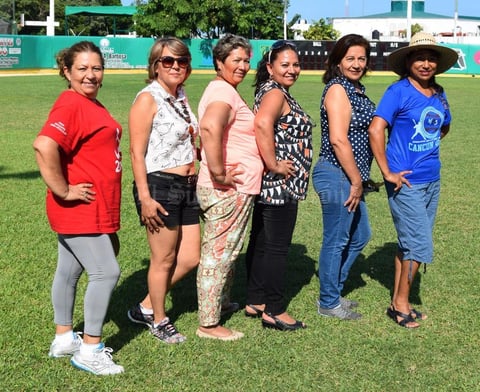 13112016 EN TORNEO DE SOFTBOL.  María A. Frayre, Raquel Astorga, Susy Ávila, Carmen Zúñiga, Nereida Moreno y Elena Ortega.