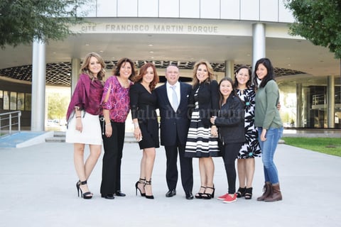 13112016 Prisma, Araceli, Bárbara, Roger, Luz Guadalupe, Lulú, Mayeth y Araceli.