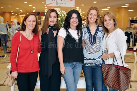 13112016 AMIGAS.  Isabel, Anabel, Marcela, Ana y Sandra.