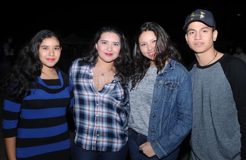 15112016 Gerardo, Alejandra y Valeria.
