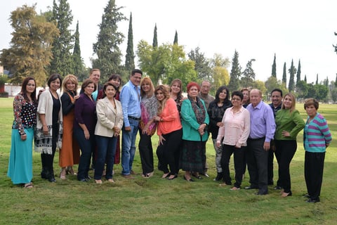 15112016 TARDE DE CUMPLEAñOS.  Sandra Hernández celebró un aniversario más de vida.