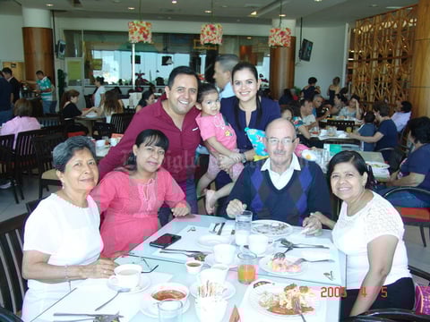 16112016 Jesús, Lydia, Azucena, Jesús, Anabella, Olga y Angelita.