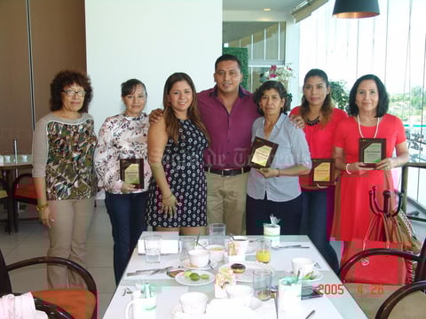 16112016 grato festejo