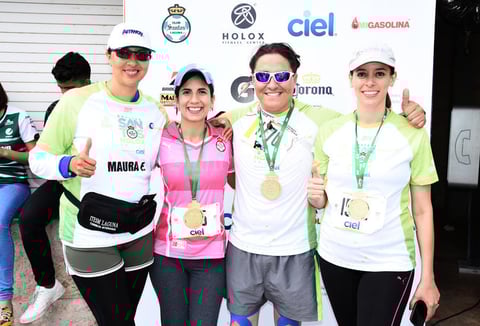16112016 Maura, Laura, Javier y Claudia.