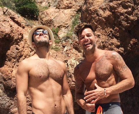 En abril de 2016 Ricky Martin hizo oficial su romance.