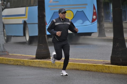 Es domingo, hace frío, ¡a correr!