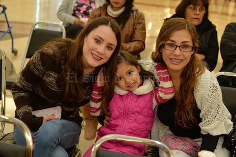 17112016 Alejandra, Regina y Fernanda.
