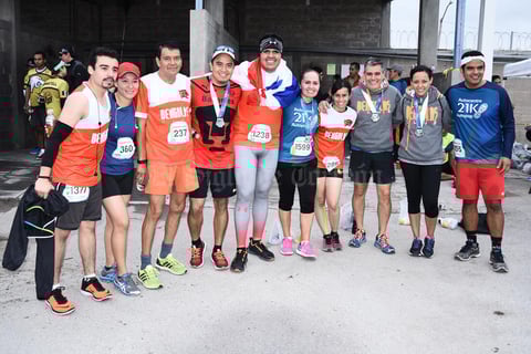 18112016 Marcos, Lluvia, Víctor, Rafa, Manuel, Karla, Luz, Chava, Marce e Iván.
