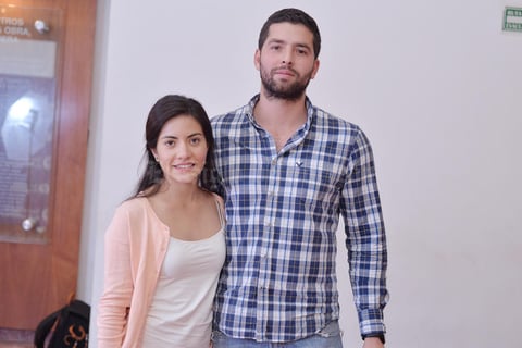 18112016 Mauricio, Diego, Mariana, Natalia y Hugo.