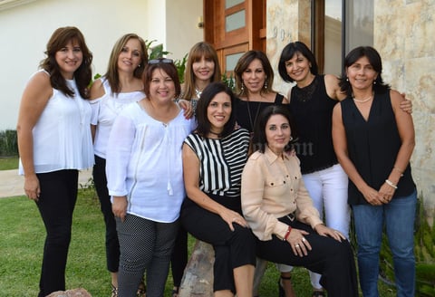 19112016 REUNIóN DE EX ALUMNAS.  Norma, Beatriz, Teraly, Nenabel, Geno, Lucía, Lily, Lulú y Tere.