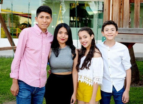 22112016 Juan Pablo, Cristina, Andrea y Diego.