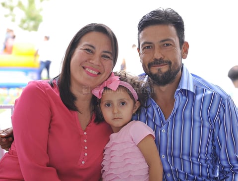 Azucena, Natalia y Guillermo