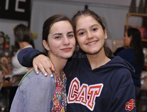 Mariana y Elvira