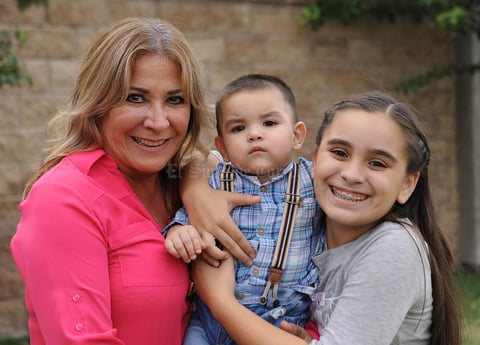 Juanita, David y Mía