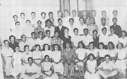 27112016 Primera generación de alumnos de la Escuela Secundaria Federal Nocturna por Cooperación No. XXVIII, 1951 - 1953.