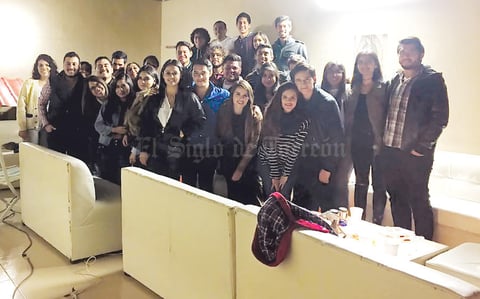 27112016 CELEBRA SU CUMPLEAñOS.  María Fernanda Aparicio Solís festejando sus 21 años con una reunión de amigos.