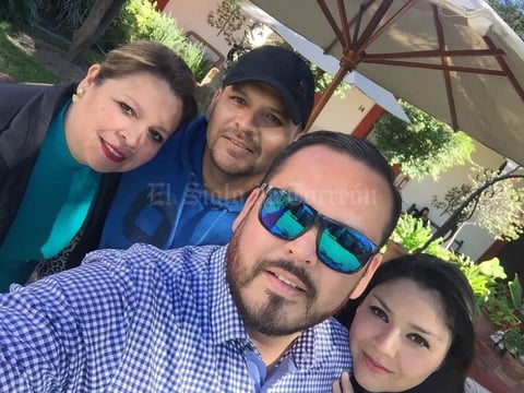 28112016 EN FAMILIA.  Blanca, Francisco, Miguel y Rosy Carrillo Reyes.