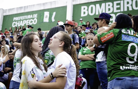 Toda la hinchada coincide: los jugadores eran como "una familia" para esta ciudad ubicada en el sureño estado de Santa Catarina.