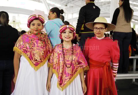 30112016 María Fernanda, Jimena y Valeria.