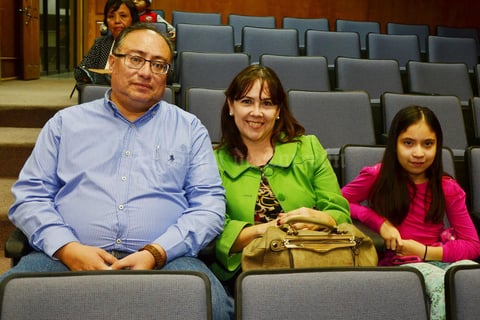 30112016 Jorge, Susana y Estefanía.