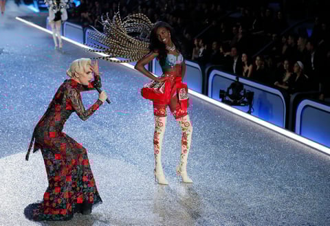 La cantante Lady Gaga fue una de las encargadas de amenizar el evento.
