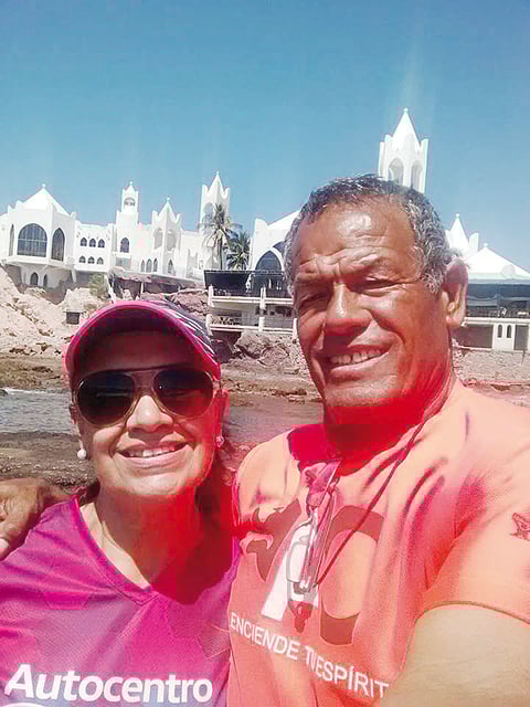 01122016 Yolanda y Carlos Bernardo.