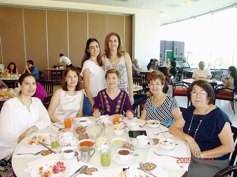 01122016 Lorena, Maritere, Ali, Irene, Blanca Alicia, Maricarmen y Marcela.