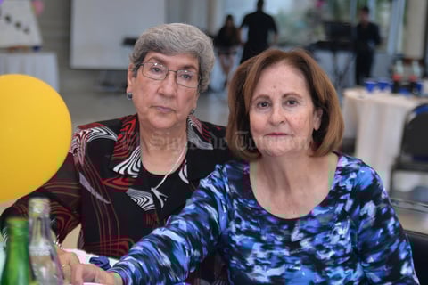 01122016 Lila y Eloina.