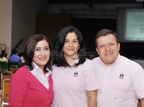 02122016 María Esther Piña, Claudia Muñoz y Jacobo Aguilar.