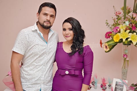 02122016 SE CASARáN EN BREVE.  Sergio y Geisel.