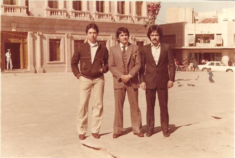 04122016 Lic. Antonio Rodela. Ing. Humberto Torres y Lic. Osar Gastaldi en Saltillo, Coah en Dic. de 1982