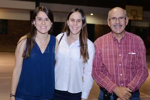 06122016 EN EVENTO DEPORTIVO.  María, Rosario y Baudelio.