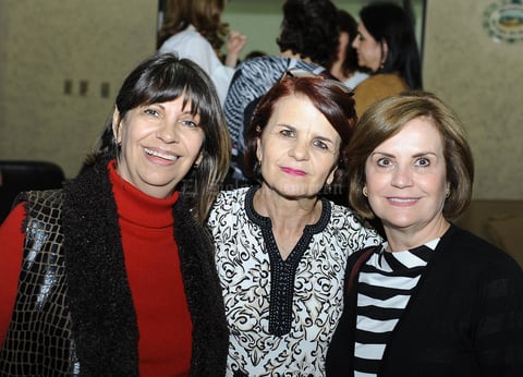 Dolores, María Teresa y Ana Mary