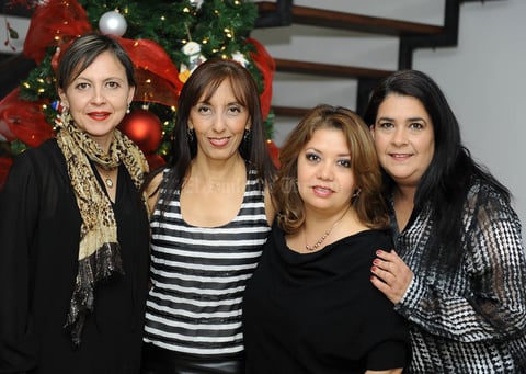 Meyer, Yolanda, Cecy y Mónica