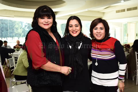 13122016 Aurora, Azucena y Claudia.
