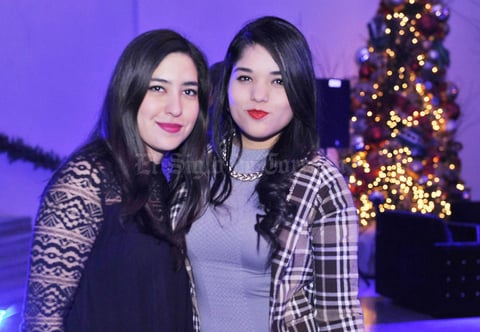 20122016 MUY GUAPAS.  Isabel y Gladys.