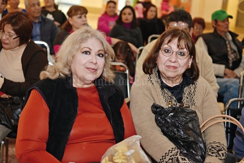 20122016 Patricia y Vicky.