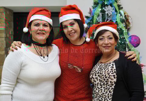 21122016 Graciela, Sabi y Paty.