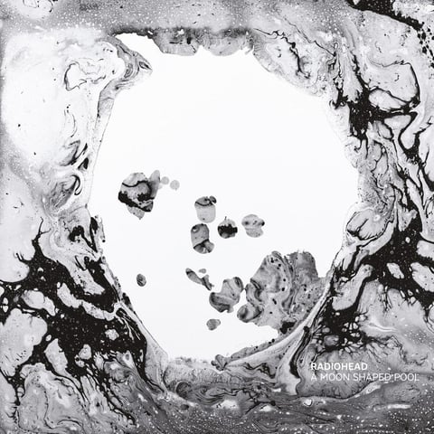 A Moon Shaped Pool (XL Recordings), de Radiohead: Thom Yorke y compañía sorprendieron con un primer sencillo, Burn the Witch, que se encuentra entre lo mejor de su noveno álbum, el primero en cinco años, puede que menos experimental que el previo The King of Limbs, pero definitivamente más elegante, con una gran carga melódica que, paradójicamente, no deja reposar nervios ni oídos.