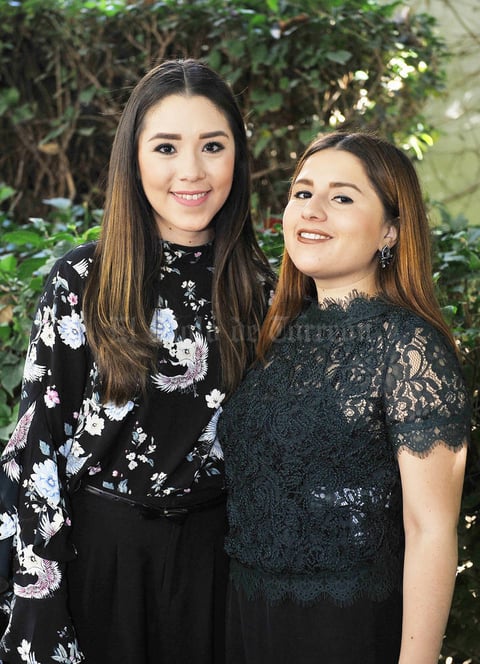 22122016 Karen y Thiare.