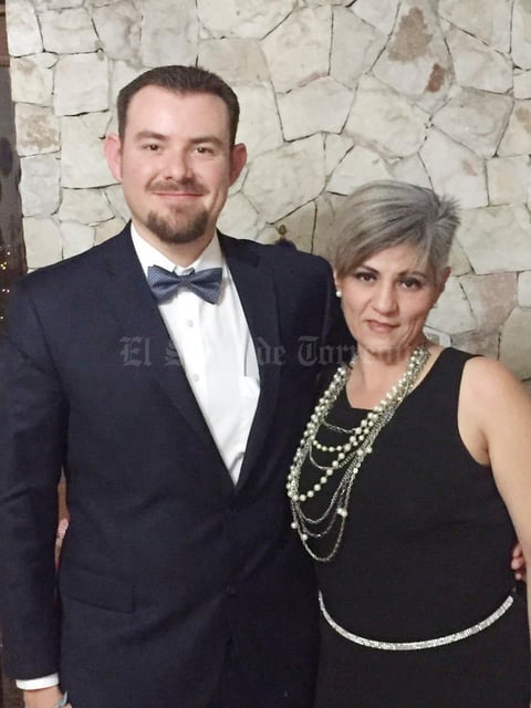 23122016 ESTáN COMPROMETIDOS.  Josué Elizondo Salas y Alejandra Torre Galindo, contraerán nupcias el 27 mayo del 2017.