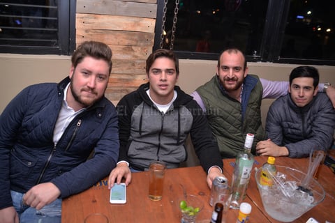 Isaac, Eduardo, Omar y Jorge