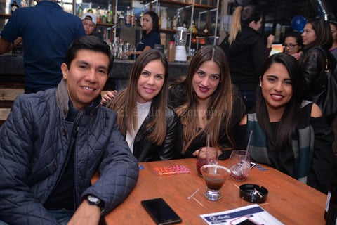 Miguel, Susana, Julieta y Ketsya