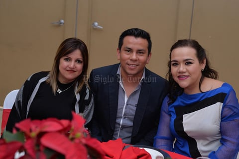María, Tony y Eli