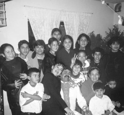 25122016 Familia González hace algunas navidades.