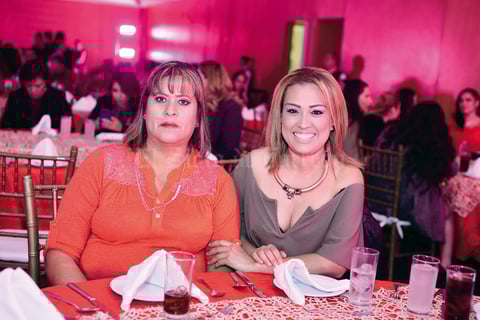 26122016 Sanjuana y Karla.
