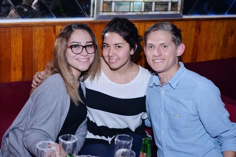27122016 Jaqueline, Valeria y Aldo.